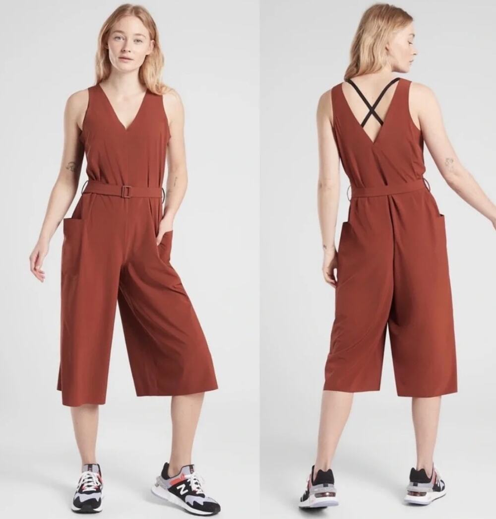 Athleta Sarasota Jumpsuit Womens XS Rust Red Sleeveless Belted Cropped Pockets